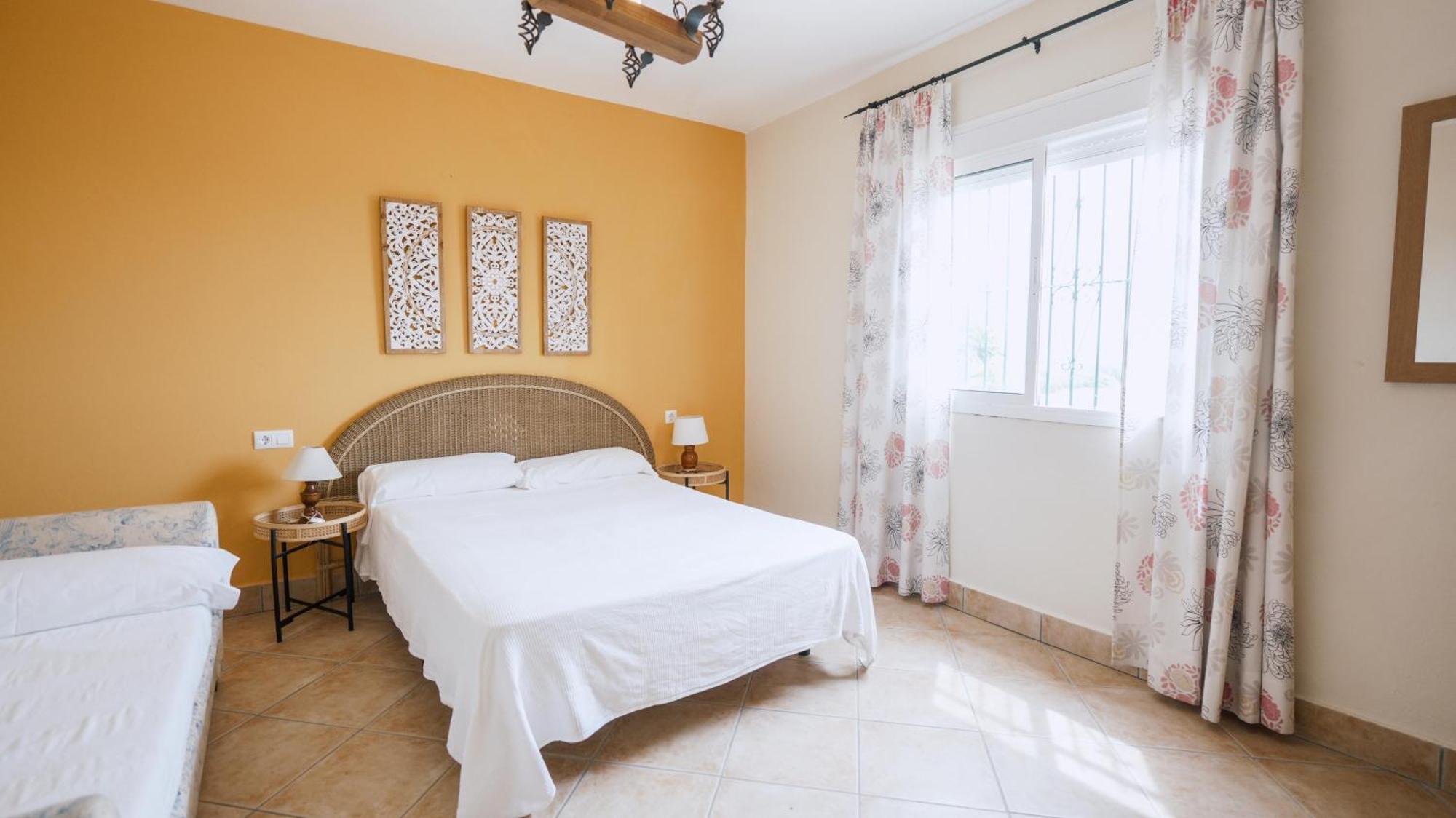 Casa Rural Los Garrovillos By Fontanilla Del Mar Holidays Rentals 콘일데라프론테라 외부 사진